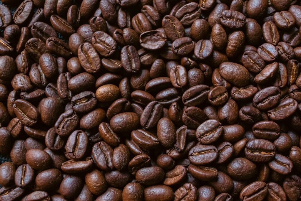 drink, caffeine, wallpaper 4k, espresso, cool backgrounds, beverage, cafe, coffee, cup, hot, background, aroma, closeup, desktop backgrounds, windows wallpaper, mug, free wallpaper, wallpaper hd, black, full hd wallpaper, bean, roasted, arabica, beautiful wallpaper, robusta, sugar, coffee cup, laptop wallpaper, 4k wallpaper 1920x1080, 4k wallpaper, mac wallpaper, free background, hd wallpaper, coffee beans